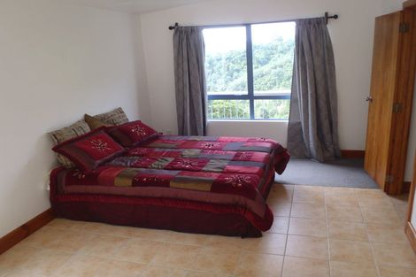 Photo of property in 5 Cooks Ridge, Waikawa, Picton, 7281