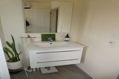 Photo of property in 16 Ida Street, New Brighton, Christchurch, 8061