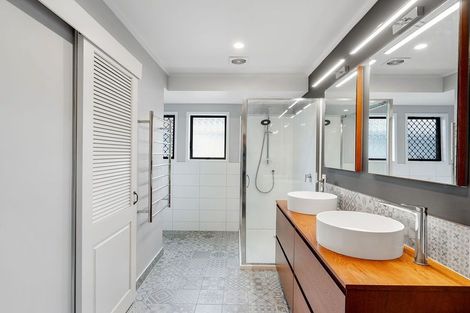 Photo of property in 7 Chica Place, Conifer Grove, Takanini, 2112