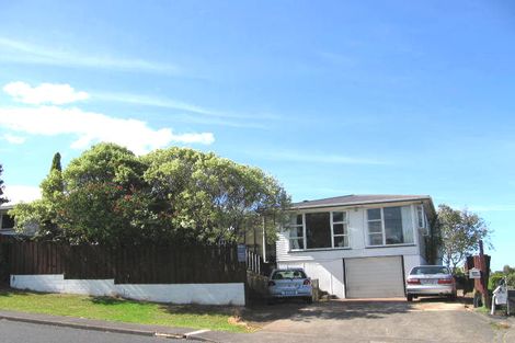 Photo of property in 32 Sycamore Drive, Sunnynook, Auckland, 0620