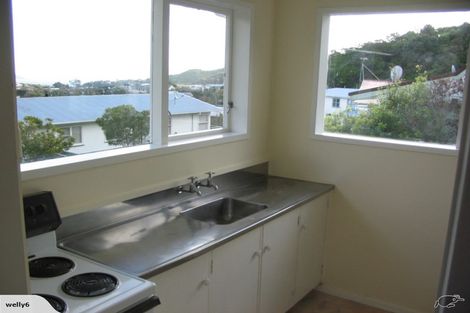 Photo of property in 8 Aspen Grove, Maungaraki, Lower Hutt, 5010