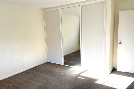 Photo of property in 42 Edgeworth Road, Glenfield, Auckland, 0629