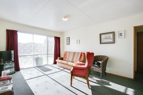 Photo of property in 82 Wynyard Crescent, Tamatea, Napier, 4112