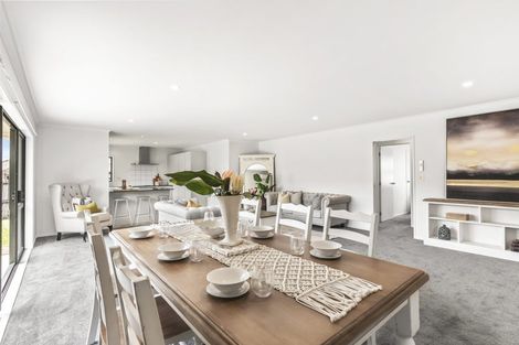 Photo of property in 36 Ranchod Terrace, Pukekohe, 2120