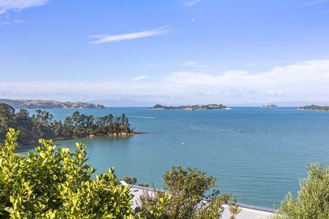 Photo of property in 6 Arran Bay, Waiheke Island, 1971