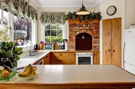 Photo of property in 170a Brooklands Road, Vogeltown, New Plymouth, 4310