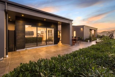 Photo of property in 55 Queen Charlotte Drive, Aotea, Porirua, 5024