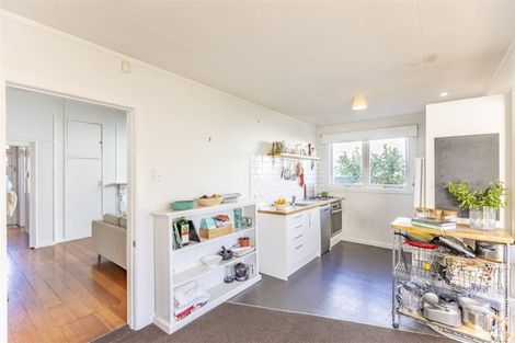 Photo of property in 95 Wellesley Road, Napier South, Napier, 4110