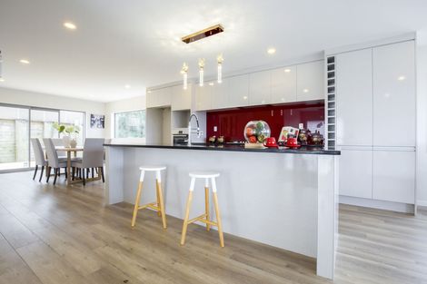 Photo of property in 121 Voyager Drive, Gulf Harbour, Whangaparaoa, 0930