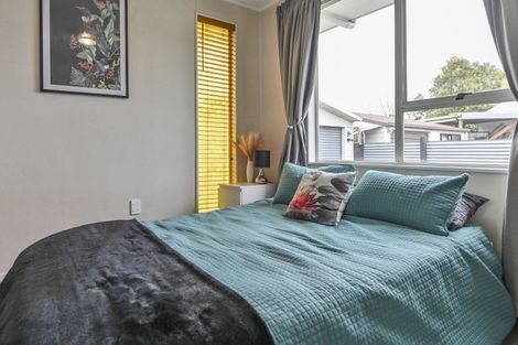 Photo of property in 35 Walton Way, Flaxmere, Hastings, 4120