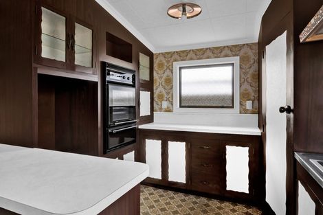 Photo of property in 192 High Street, Eltham, 4322