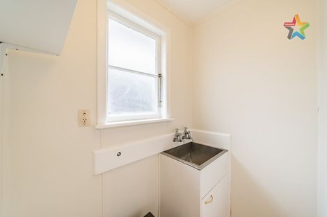 Photo of property in 21 Cherry Blossom Grove, Maungaraki, Lower Hutt, 5010