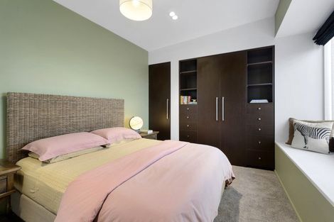 Photo of property in 53 Hawthorne Street, Strowan, Christchurch, 8052