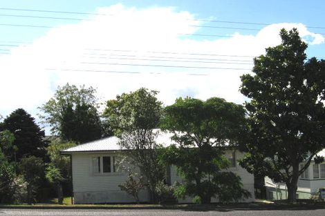 Photo of property in 53 Golf Road, New Lynn, Auckland, 0600