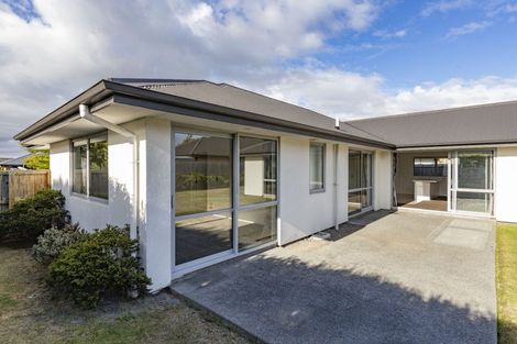 Photo of property in 5 Koura Drive, Rangiora, 7400
