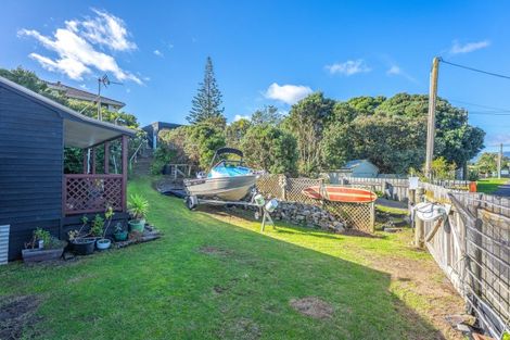 Photo of property in 14 Koromiko Street, Otaki Beach, Otaki, 5512