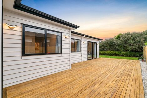 Photo of property in 6 Earlywood Road, Takanini, 2110