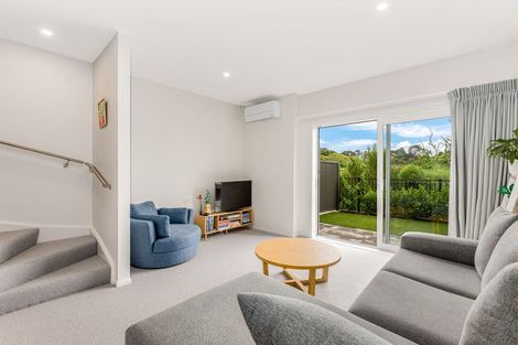 Photo of property in 34 Koreke Close, Kenepuru, Porirua, 5022