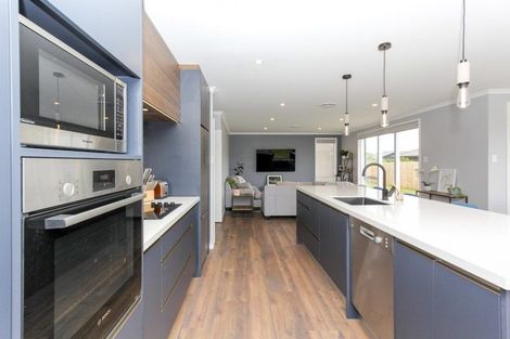 Photo of property in 39 Smith Street, Lepperton, New Plymouth, 4373