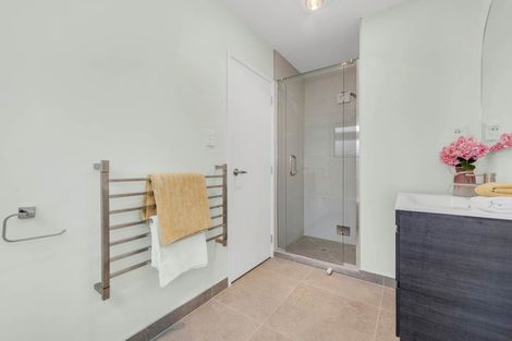 Photo of property in 3 Mimosa Place, Half Moon Bay, Auckland, 2012