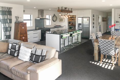 Photo of property in 37 Te Korari Street, Marshland, Christchurch, 8083