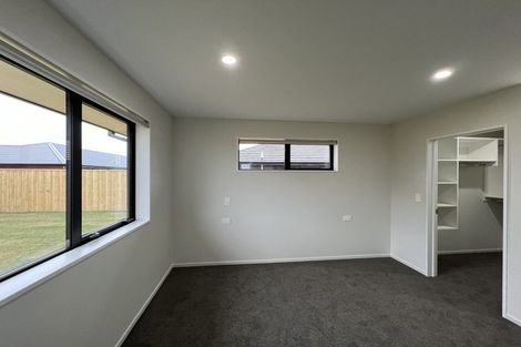 Photo of property in 35 Cousins Street, Woodend, 7691