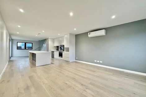 Photo of property in 40 Farranfore Road, Opaheke, 2113