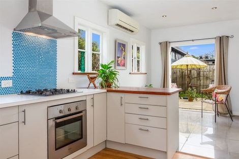 Photo of property in 9 Tawa Street, Eastbourne, Lower Hutt, 5013