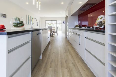 Photo of property in 121 Voyager Drive, Gulf Harbour, Whangaparaoa, 0930