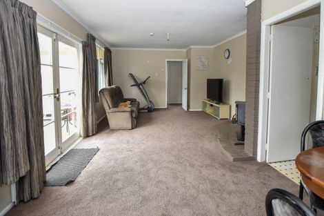 Photo of property in 44 Wyndham Street, Carterton, 5713