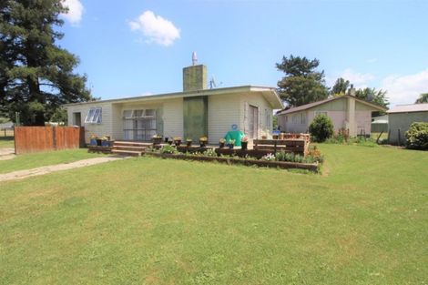 Photo of property in 6 Balfour Road, Te Karaka, 4022