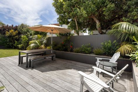 Photo of property in 121b Valley Road, Mount Maunganui, 3116
