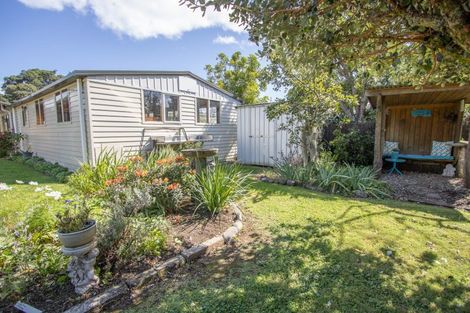 Photo of property in 8 Seaview Avenue, Te Puru, Thames, 3575