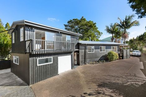 Photo of property in 1/107 Konini Road, Titirangi, Auckland, 0604
