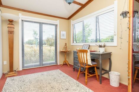 Photo of property in 72 Township Road, Kumeroa, Woodville, 4997