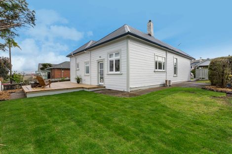 Photo of property in 84 Tomahawk Road, Andersons Bay, Dunedin, 9013