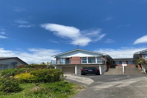 Photo of property in 1/15 Kayeleen Place, Cockle Bay, Auckland, 2014