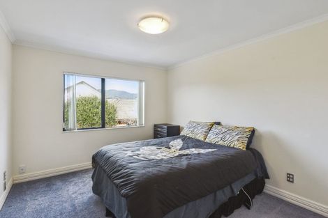 Photo of property in 87 Milne Drive, Paraparaumu, 5032