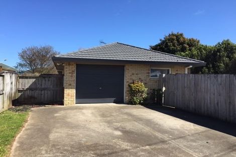 Photo of property in 18 Oakleigh Avenue, Takanini, 2112