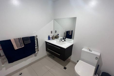 Photo of property in 1c/136 Stancombe Road, Flat Bush, Auckland, 2016