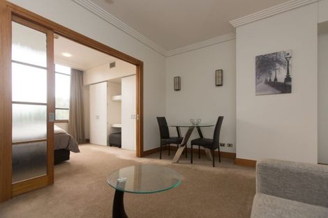 Photo of property in The Metropolis Apartments, 816/1 Courthouse Lane, Auckland Central, Auckland, 1010