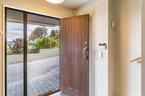 Photo of property in 15 Napier Road, Hilltop, Taupo, 3330