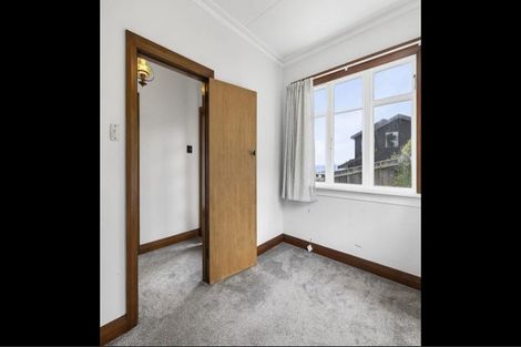 Photo of property in 68a Cliffs Road, Saint Clair, Dunedin, 9012