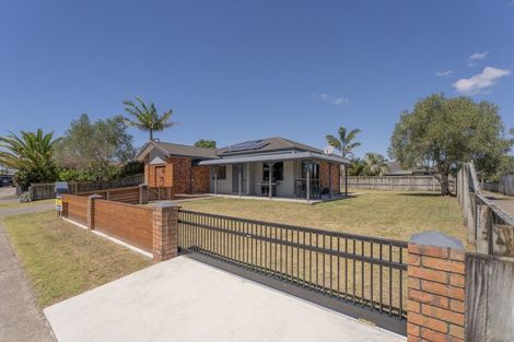 Photo of property in 11 Clipper Place, Whitianga, 3510