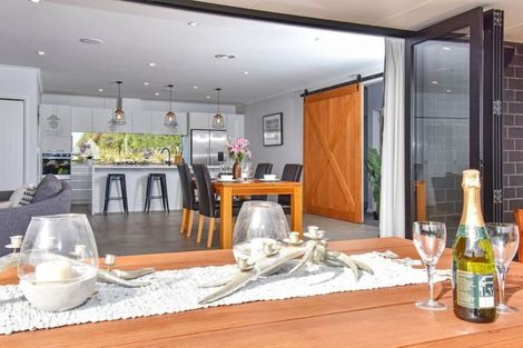 Photo of property in 4 Old Orchard Lane, Waiau Pa, Pukekohe, 2679