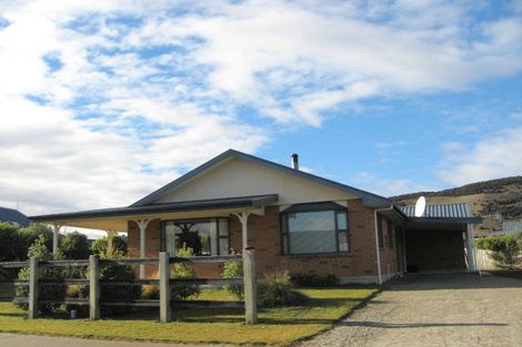Photo of property in 16 Ragan Lane, Wanaka, 9305