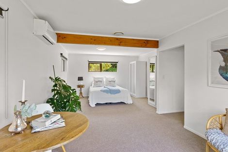 Photo of property in 104 Tutere Street, Waikanae Beach, Waikanae, 5036