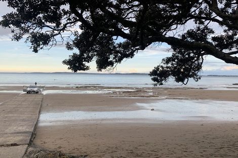 Photo of property in 238 Hillcrest Road, Wainui, 0931