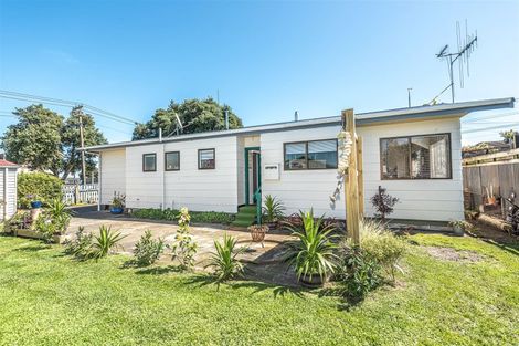Photo of property in 40 Mosston Road, Castlecliff, Whanganui, 4501