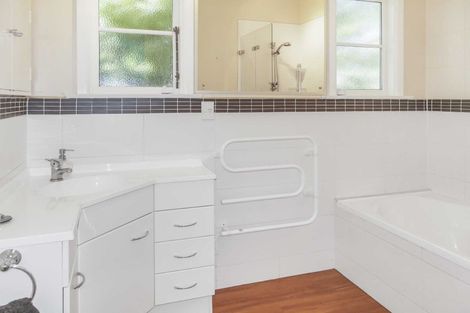 Photo of property in 44 Colombo Street, Cashmere, Christchurch, 8022